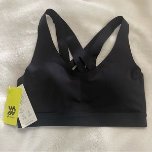 All In Motion Womens Sport Bra Medium Support Strappy Bonded Size S 32 A,B,C